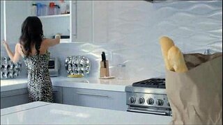 PureMature Martini Menghidupkan Dengan Milf Veronica Avluv