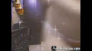 Cute viet gadis bermain