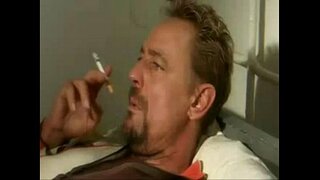 Стариот човек ебат млада ученичка