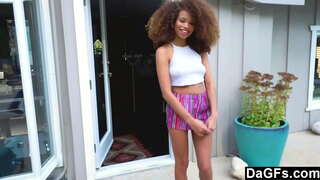 Dagfs-Yosh Ebony Boba Olazarak Fuck Uchun Uning Imkoniyat Olish