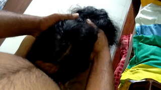 هذا اللاعب حق الفتاة في الحمار